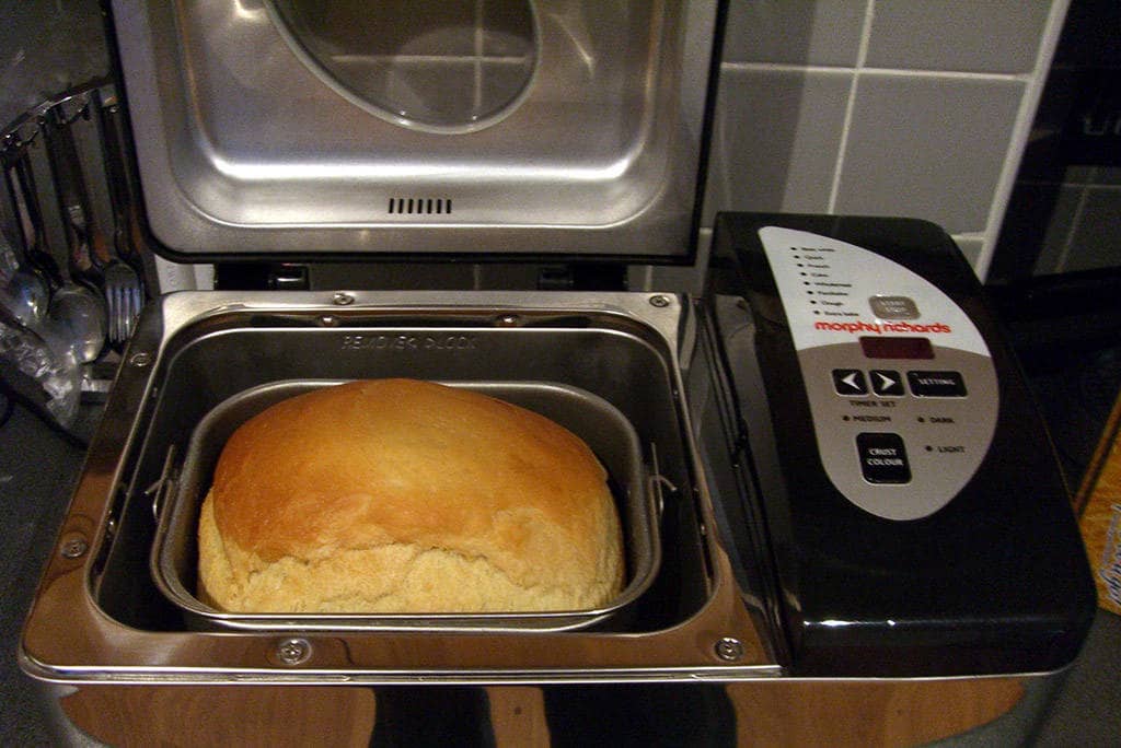 Хлебопечка с первым хлебом