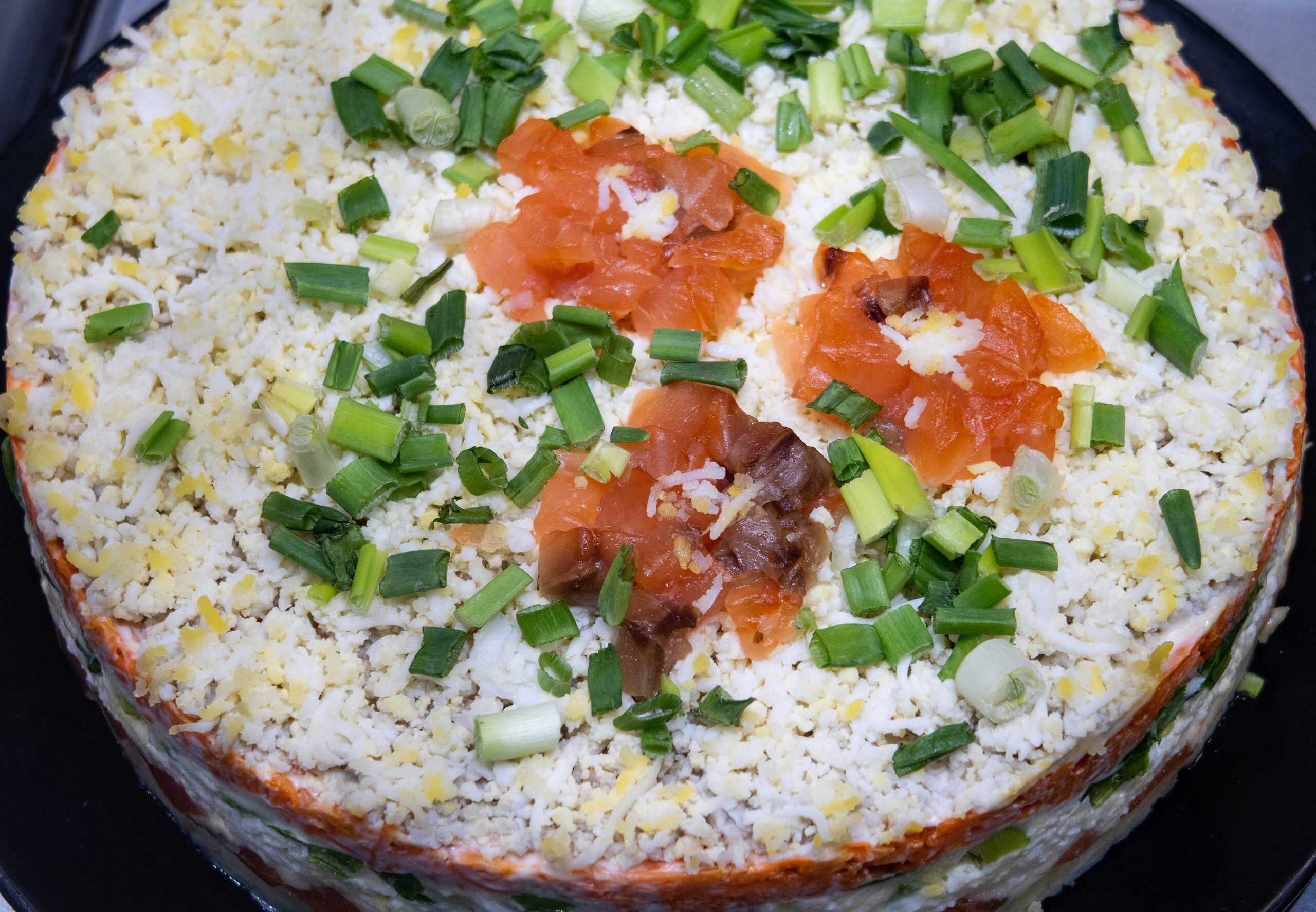 Салат из тунца с зеленым луком